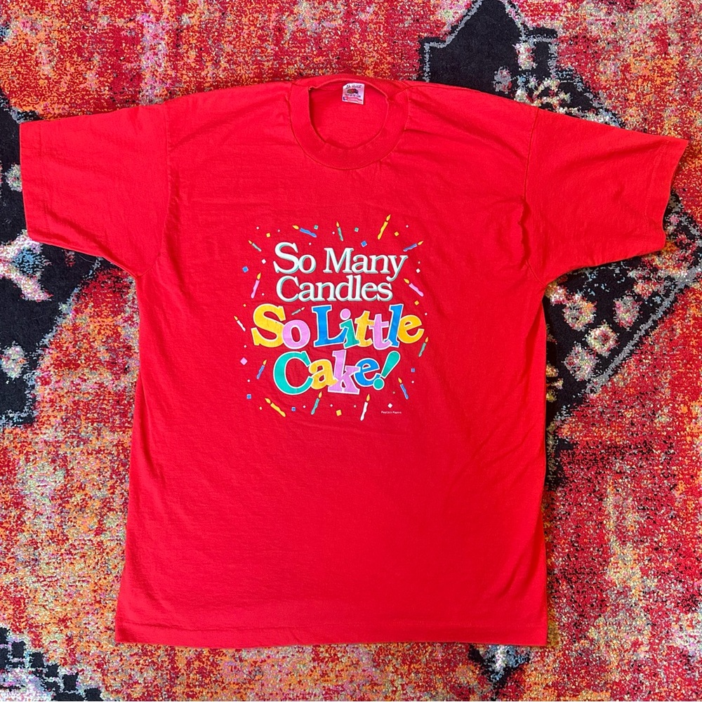 Vintage "So Many Candles So Little Cake” Tee Single Stitch Shirt USA Made XL Red